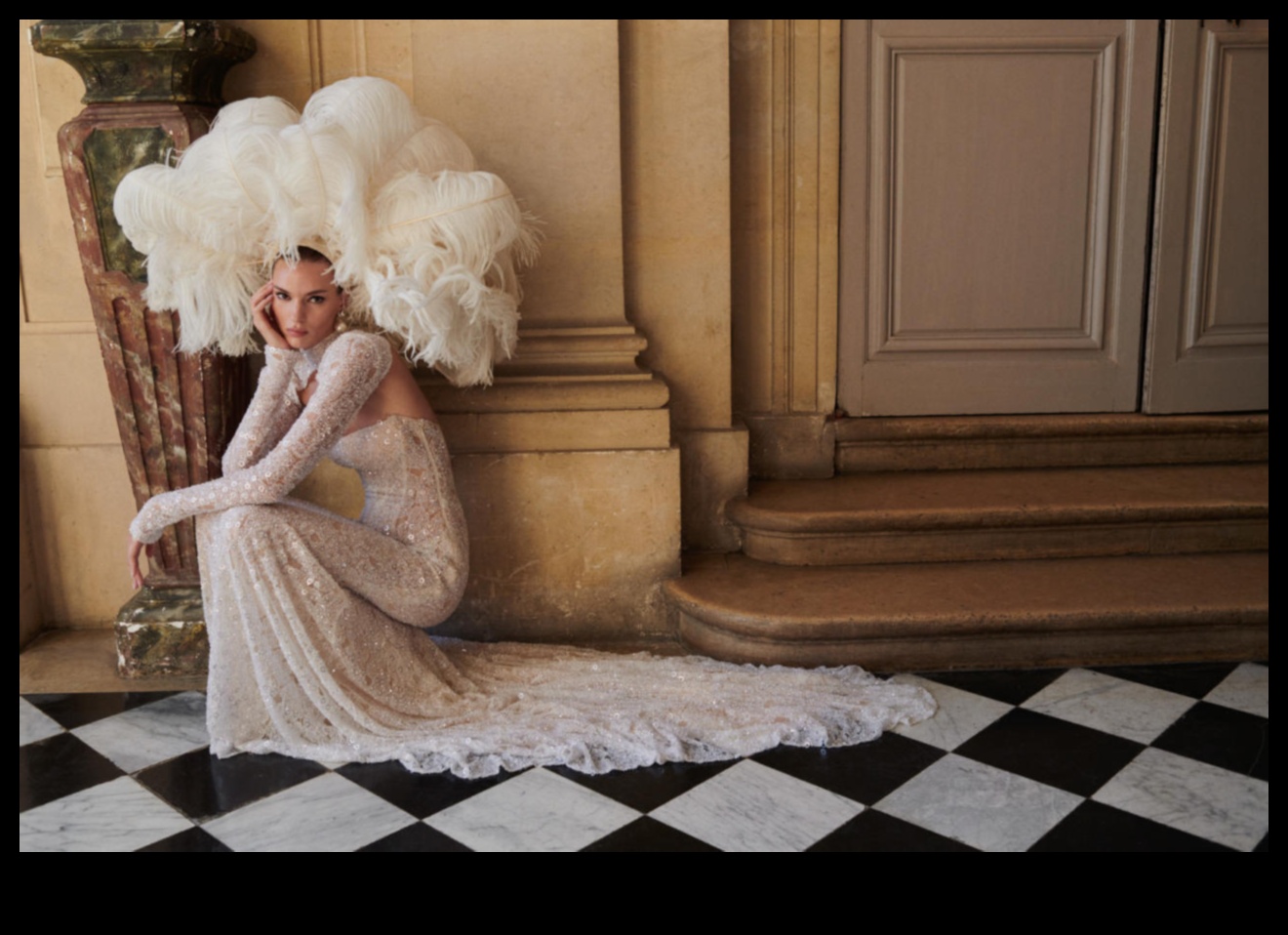 لمحات ساحرة: أزياء خالدة تم التقاطها بدقة