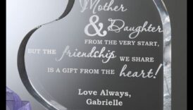 هدايا من القلب: احتفل بالمولود بهدايا مدروسة