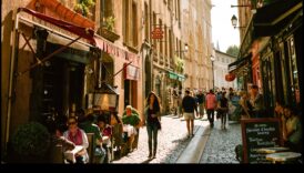 نكهات ليون: جواهر الطهي من عاصمة تذوق الطعام