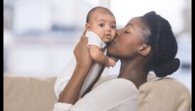 الرابطة المقدسة: التواصل من خلال فعل الرضاعة الطبيعية