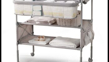 الحفاضات الحالمة: معدات تغيير أنيقة وعملية